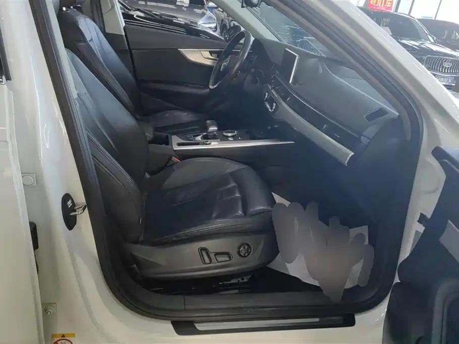 Audi A4L 2017 Plus 40 TFSI Fashion