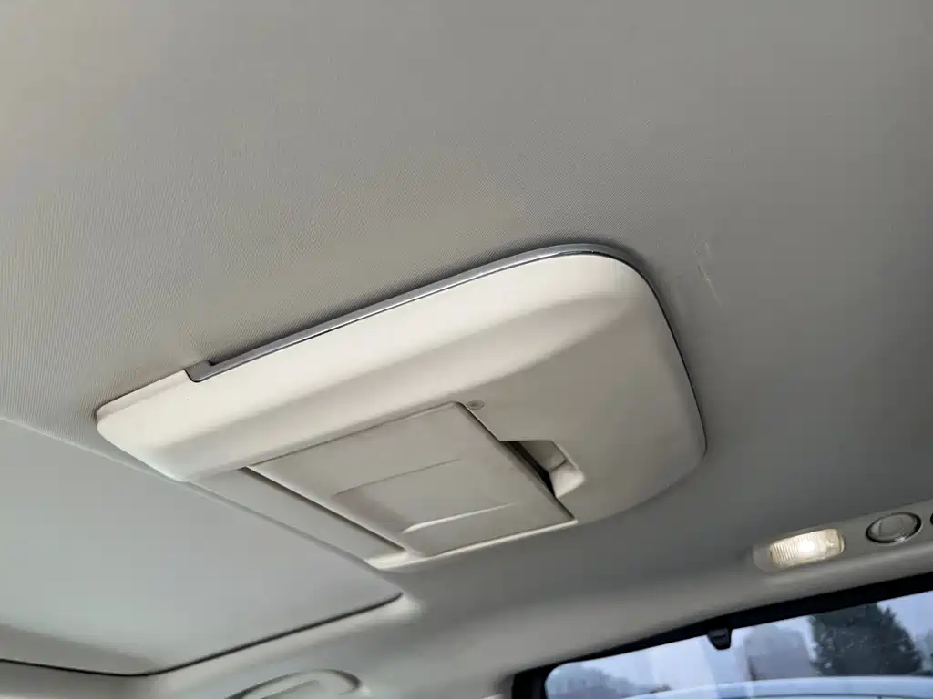 Odyssey 2015 Facelift 2.4L Supreme Edition