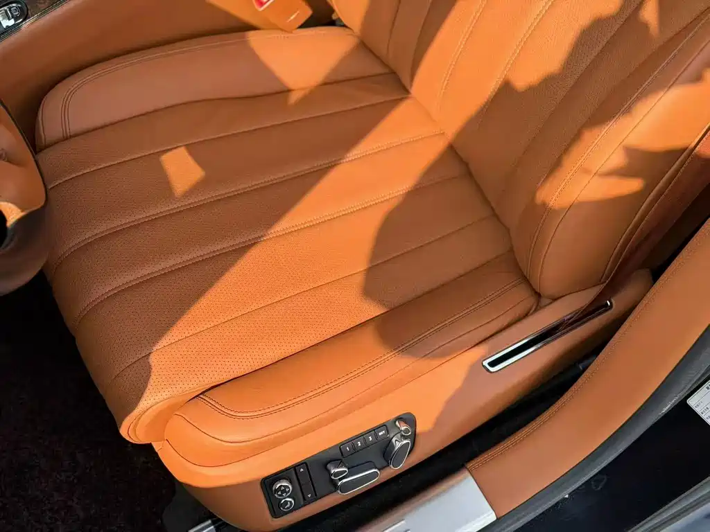 Bentley Flying Spur 2014 4.0T V8 Prestige Edition