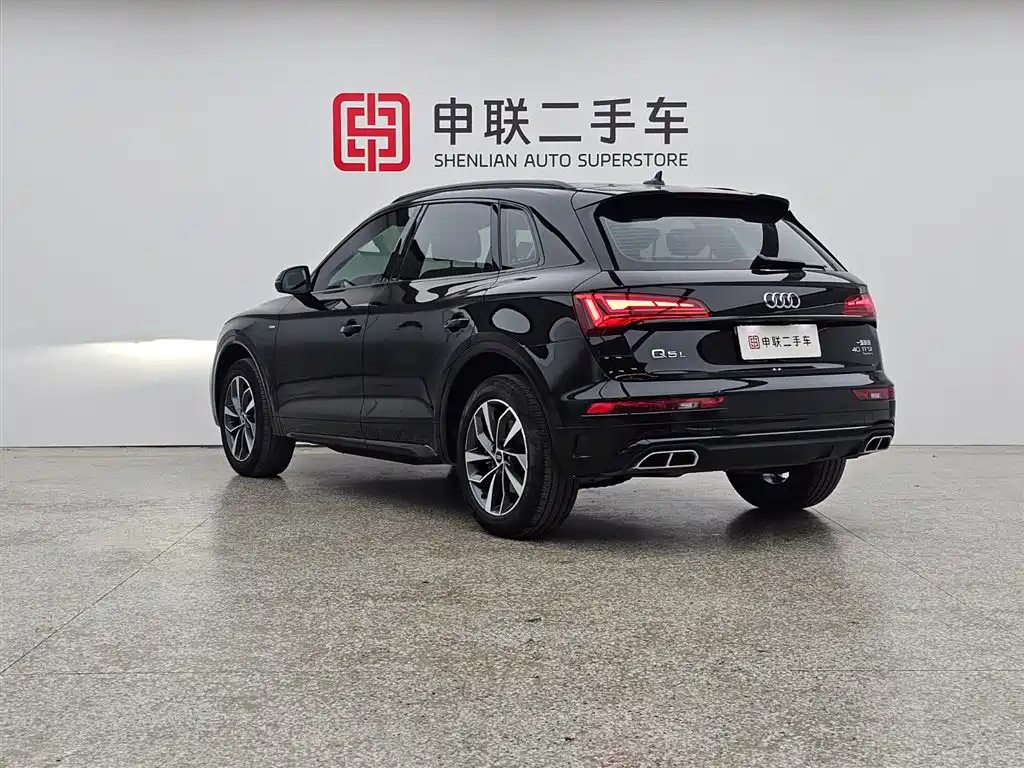 Audi Q5L 2023 40 TFSI Luxury Dynamic
