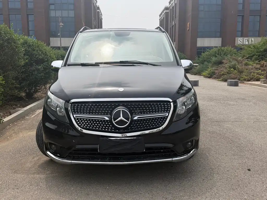 Mercedes-Benz Vito 2018 2.0T Elite Edition 7-Seater China V