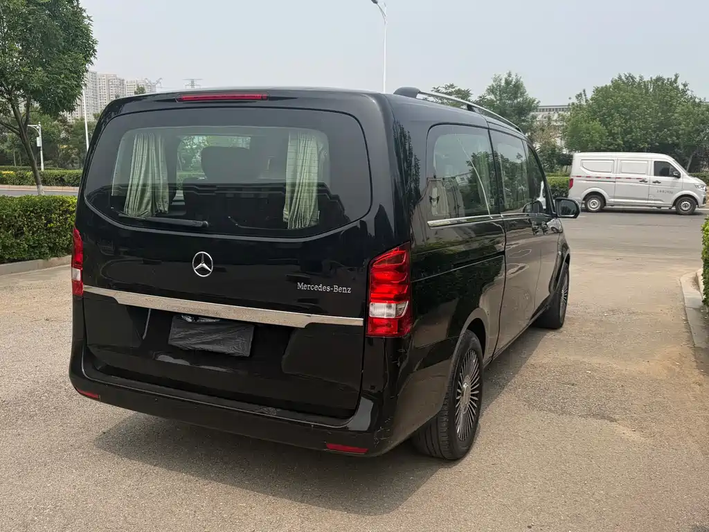 Mercedes-Benz Vito 2018 2.0T Elite Edition 7-Seater China V