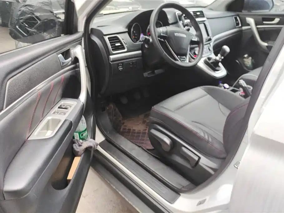 Haval M6
