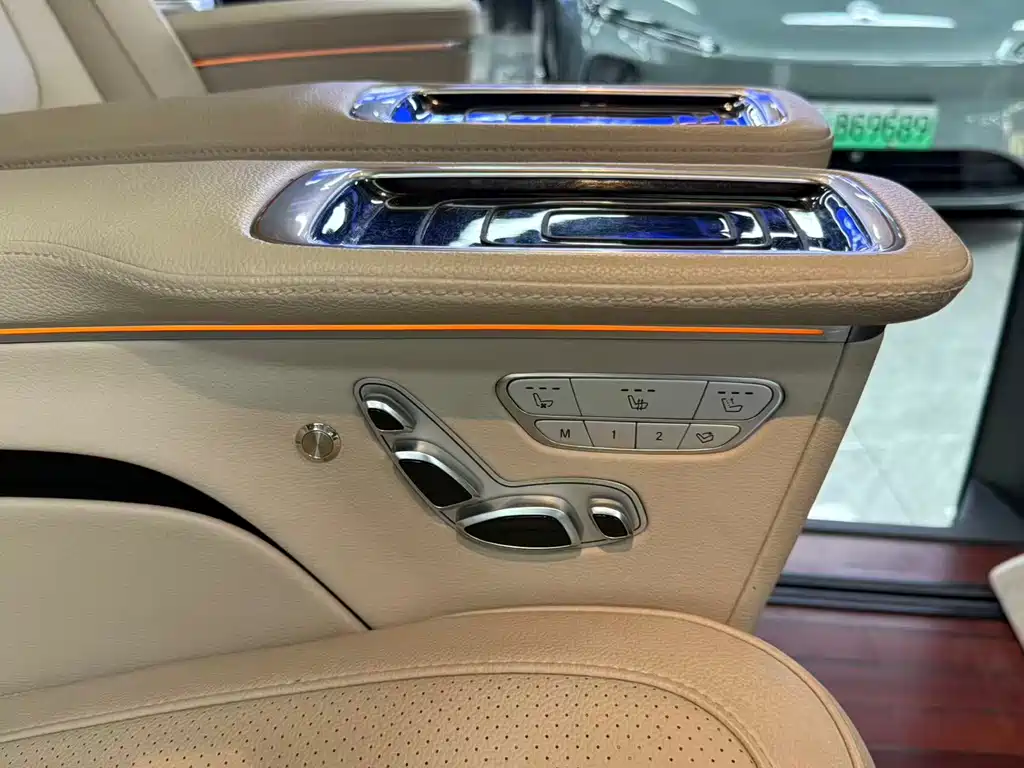 Mercedes-Benz V-Class 2021 V 260 Luxury Edition
