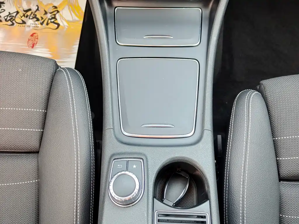 Mercedes-Benz A-Class (Import) 2016 A 200 Fashion Edition