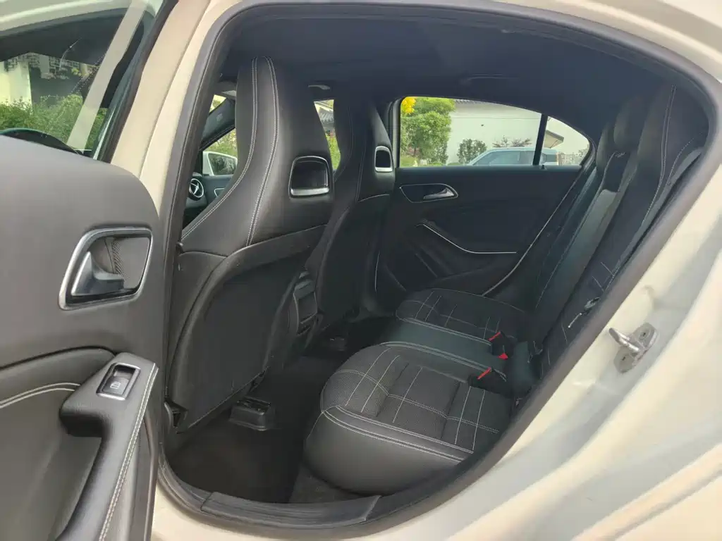 Mercedes-Benz A-Class (Import) 2016 A 200 Fashion Edition