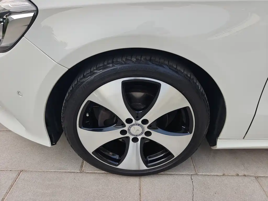 Mercedes-Benz A-Class (Import) 2016 A 200 Fashion Edition