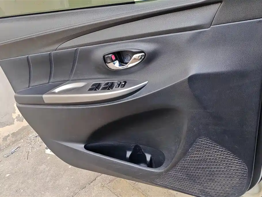 2015 Toyota Yaris L 1.5E Automatic Meidong Edition