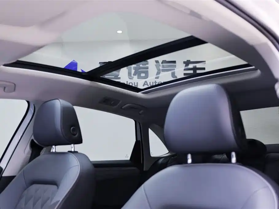 Volkswagen Sagitar 2025 Facelift 300TSI DSG Beyond Edition