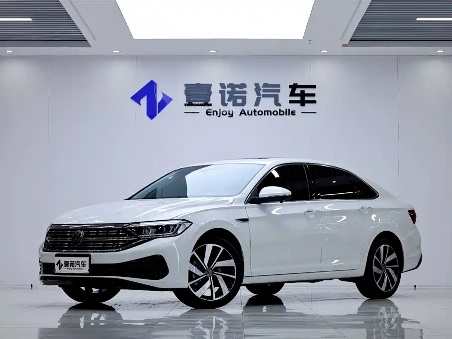 Volkswagen Sagitar 2025 Facelift 300TSI DSG Beyond Edition