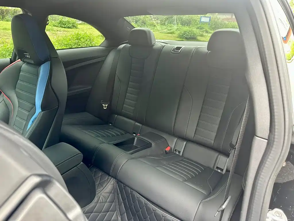 BMW M2 2024