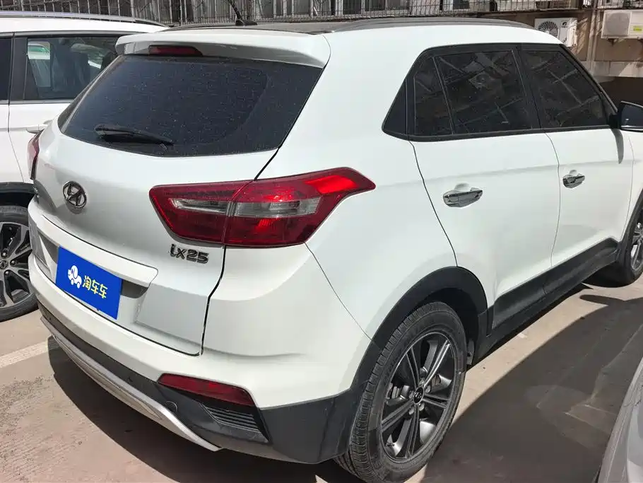 2015 Hyundai ix25 1.6L Automatic 2WD GLS