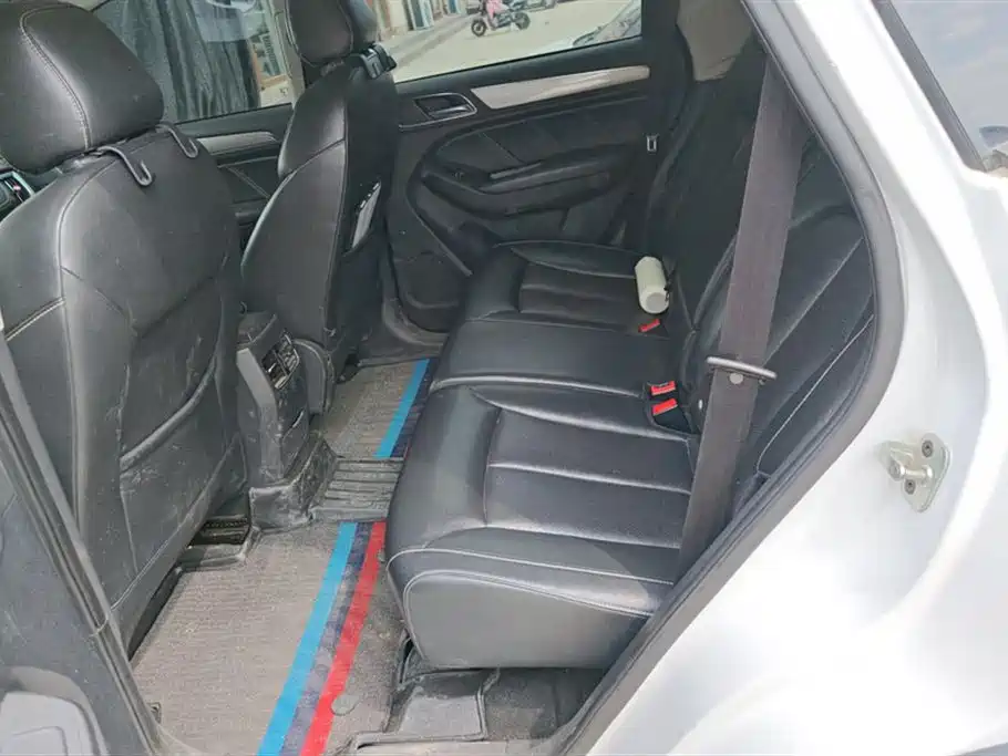 Roewe RX5 2016