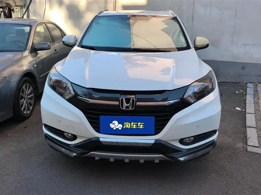 Honda Vezel 2015 1.5L CVT 2WD Comfort