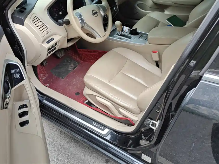 Nissan Altima 2016 2.0L XE Fashion Edition