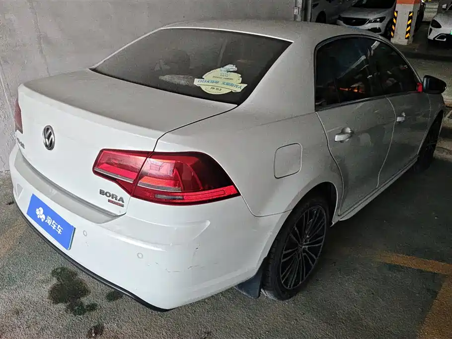 Bora 2014 1.4TSI Automatic Sportline