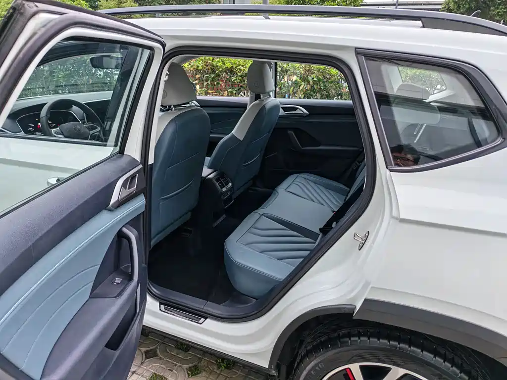 Volkswagen Tharu 2024 300TSI FWD Yuezun Edition