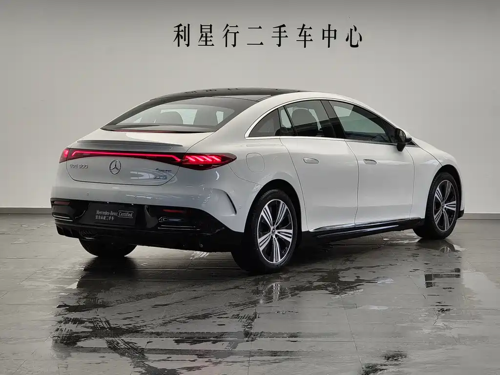Mercedes-Benz EQE 500 4MATIC Luxury Edition 2025