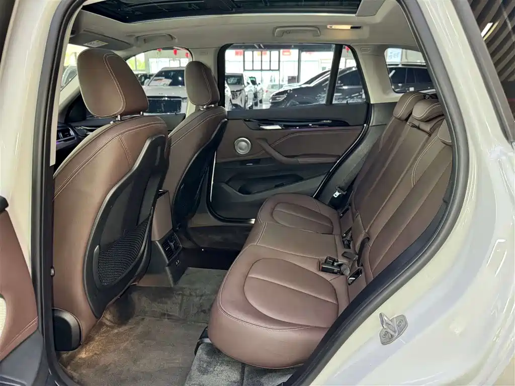 BMW X1 2022 sDrive25Li Leading Edition