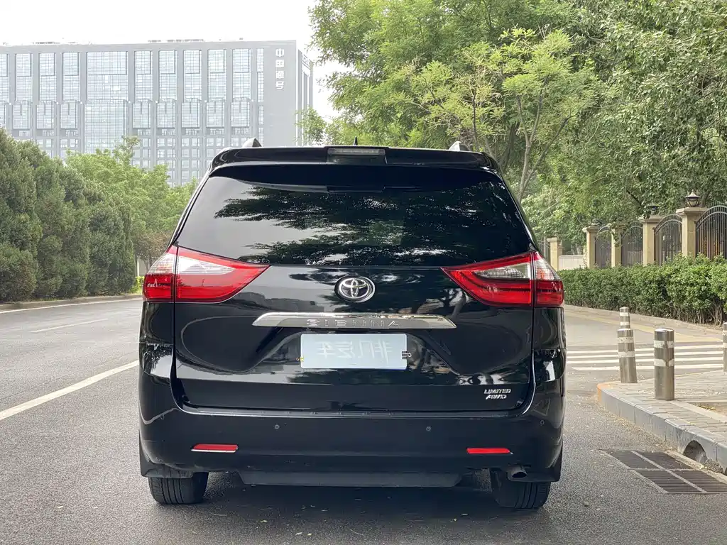 Sienna 2015 3.5L AWD L