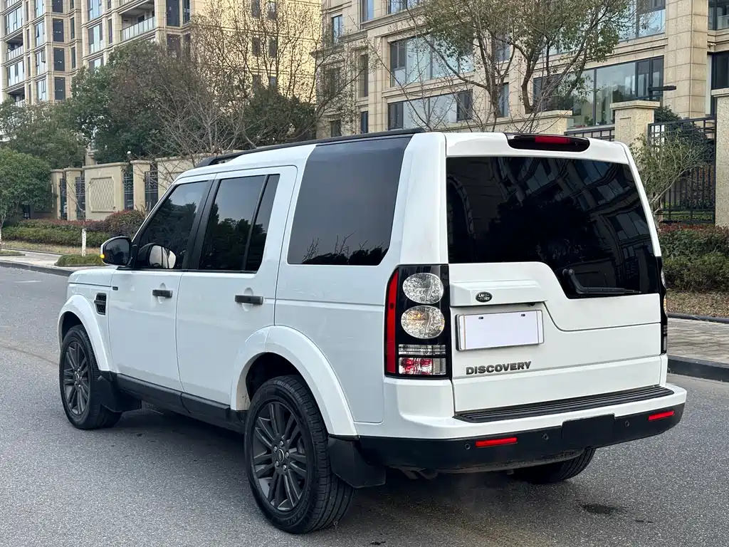 Land Rover Discovery 2015 3.0 SC V6 SE