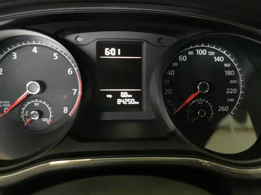 Volkswagen Passat 2015 1.8TSI Automatic Zunrong Edition