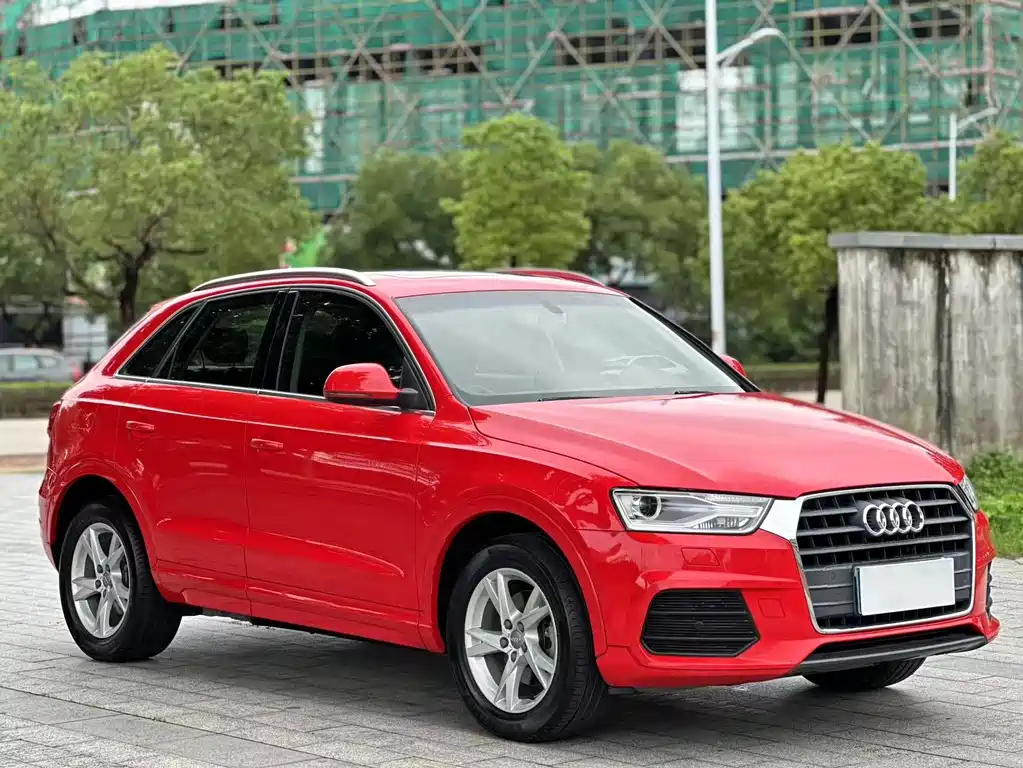 Audi Q3 2016 30 TFSI Fashion