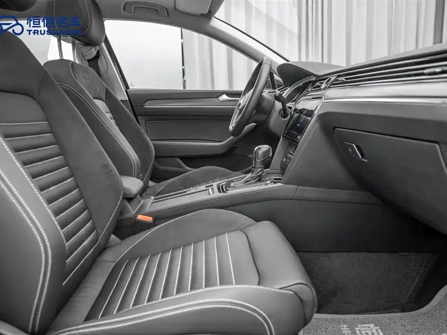 Magotan 2020 330TSI DSG Leading Edition