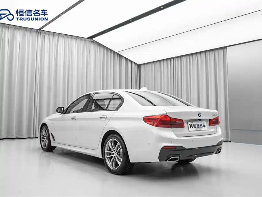 BMW 5 Series 2018 525Li M Sport Package