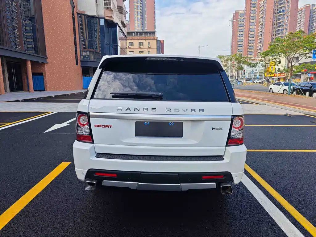 Range Rover Sport 2013 5.0 NA V8 HSE Red Edition