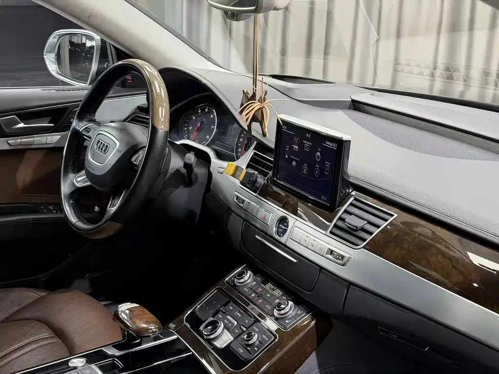 Audi A8 2014 A8L 6.3 FSI W12 quattro Flagship