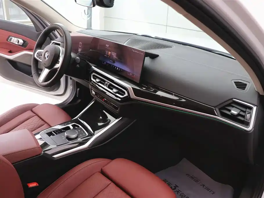 BMW 3 Series 2024 325Li M Sport Package - фото 21