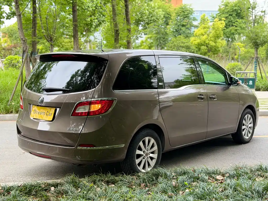 Buick GL8 2013 2.4L CT Luxury Business Comfort Edition