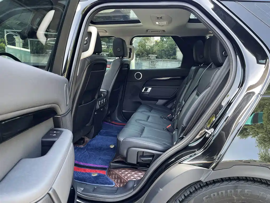Land Rover Discovery 2020 2.0T SE
