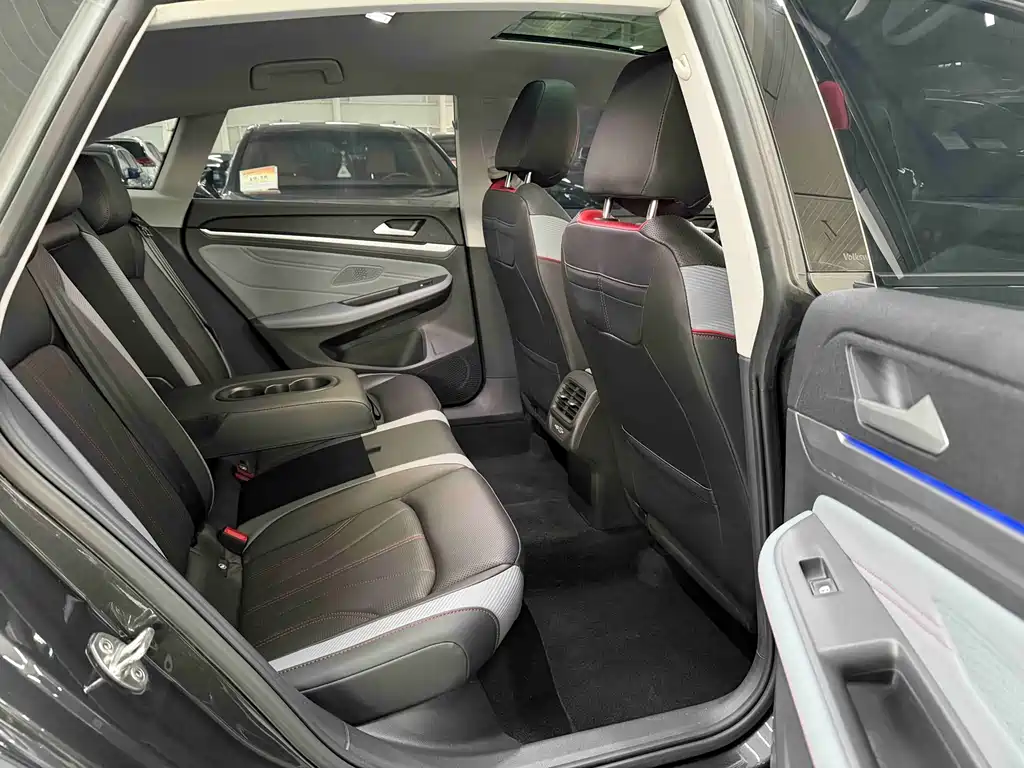 Volkswagen Lamando L 2022 280TSI DSG Cool Spicy Edition
