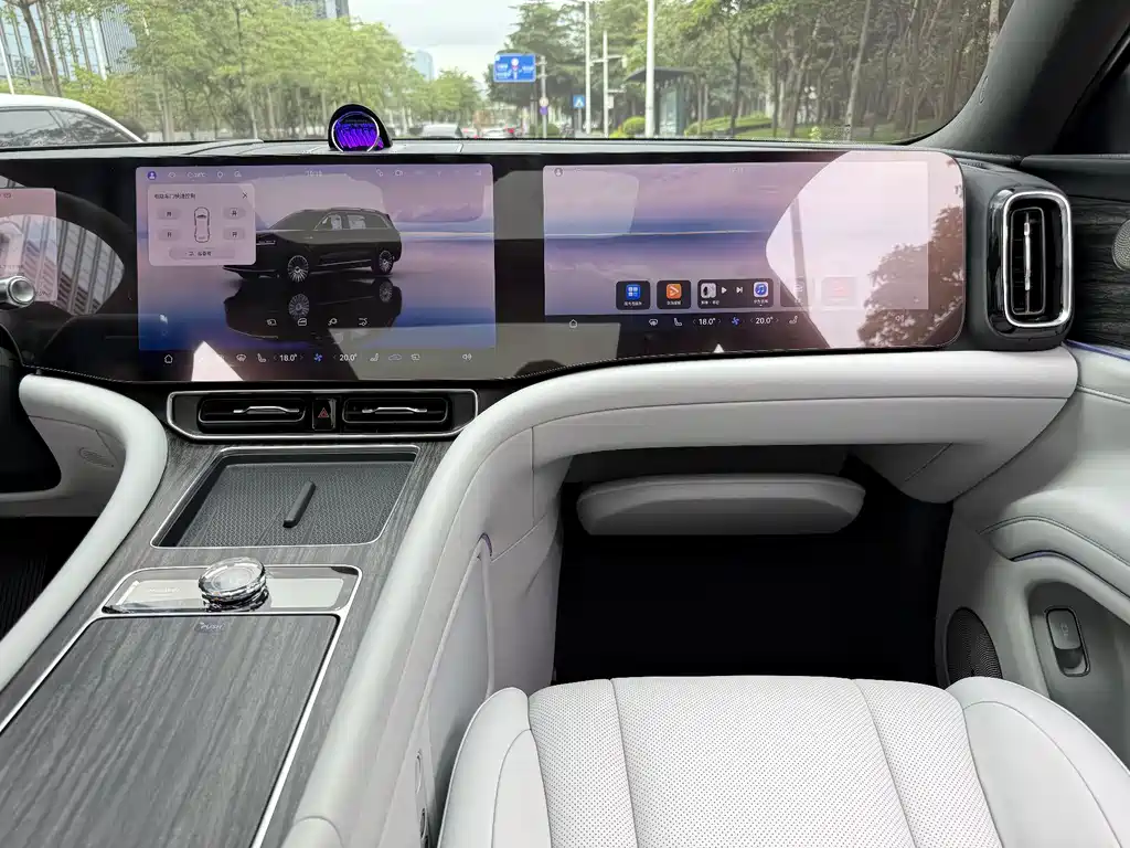 AITO M9 2025 EREV Ultra Edition 52kWh 6-Seater (192-line LiDAR)