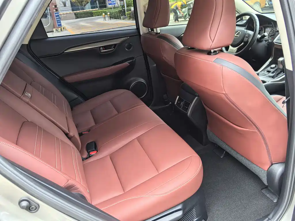 Lexus NX 2015 200t AWD F Sport