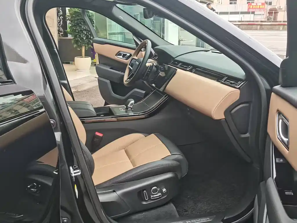Range Rover Velar 2025 Dynamic HSE