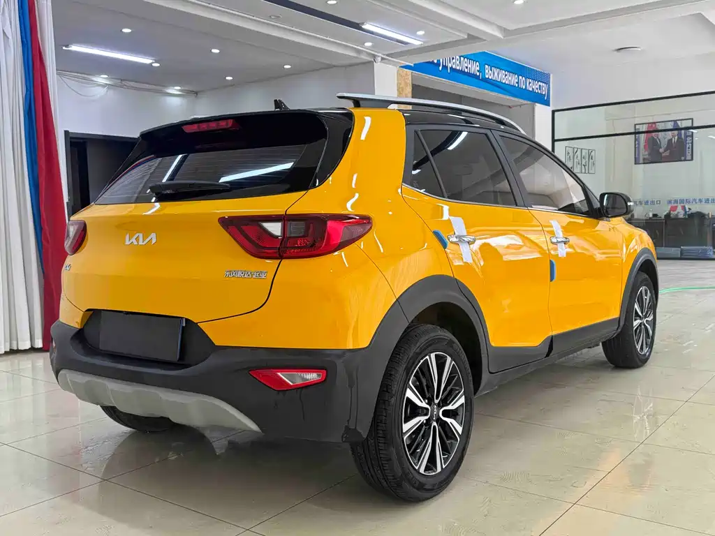 Kia Stonic 2021 1.4L CVT Fun Edition with Sunroof