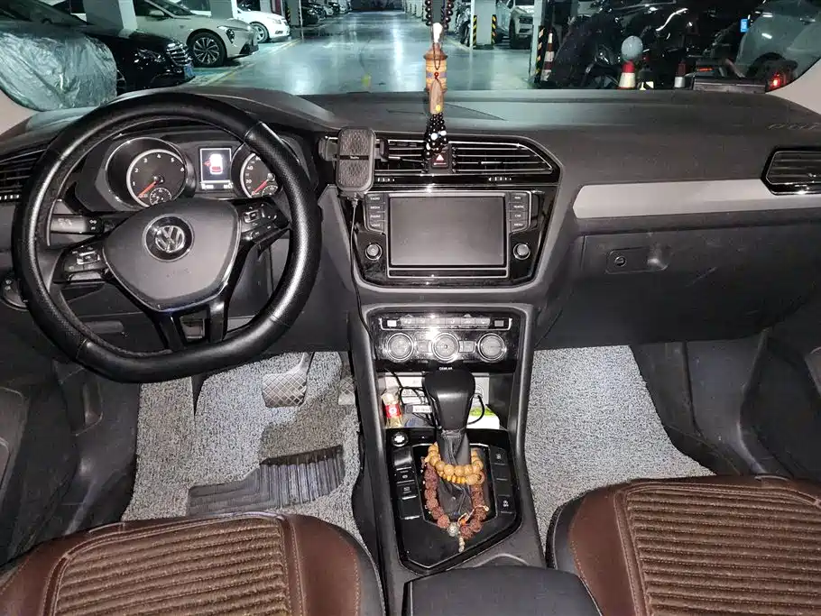 Volkswagen Tiguan L 2017 330TSI FWD Luxury