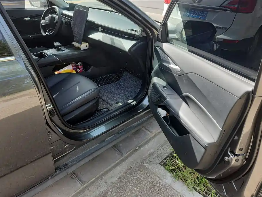 Changan Eado 2025 Blue Whale 1.5T 500Bar Prestige Edition