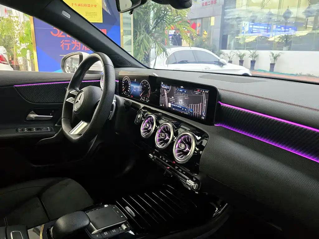 Mercedes-Benz A-Class 2023 A 200 L Fashion Edition