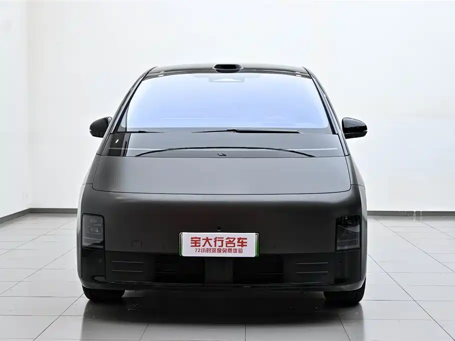 Li Auto MEGA 2025 model Home Family Special Edition