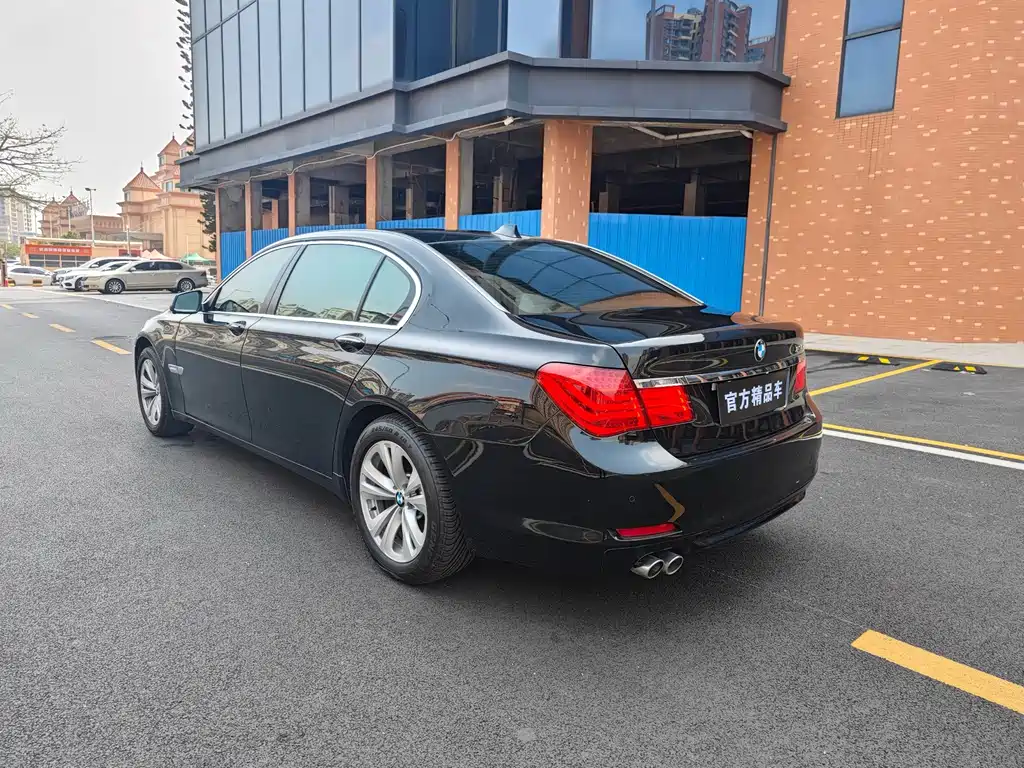 BMW 7 Series 2011 730Li Elegant - фото 6