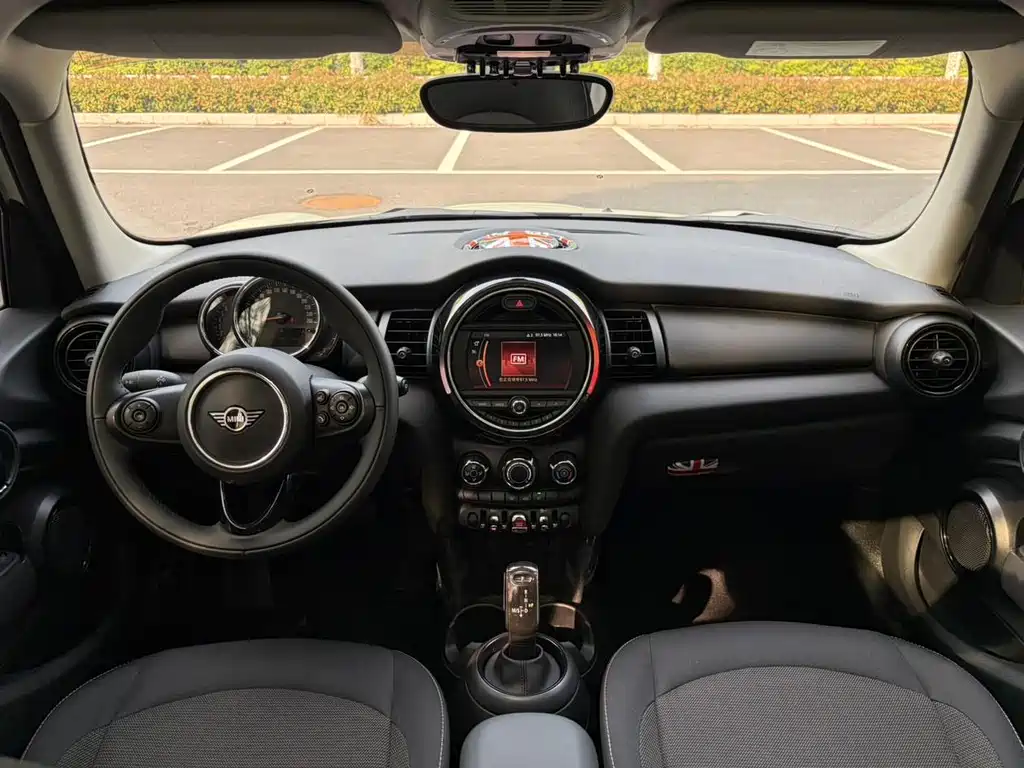 MINI 2018 1.5T ONE 5-Door