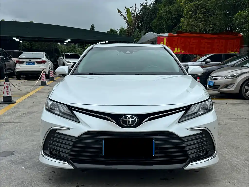 Camry 2021 2.0G Luxury Edition