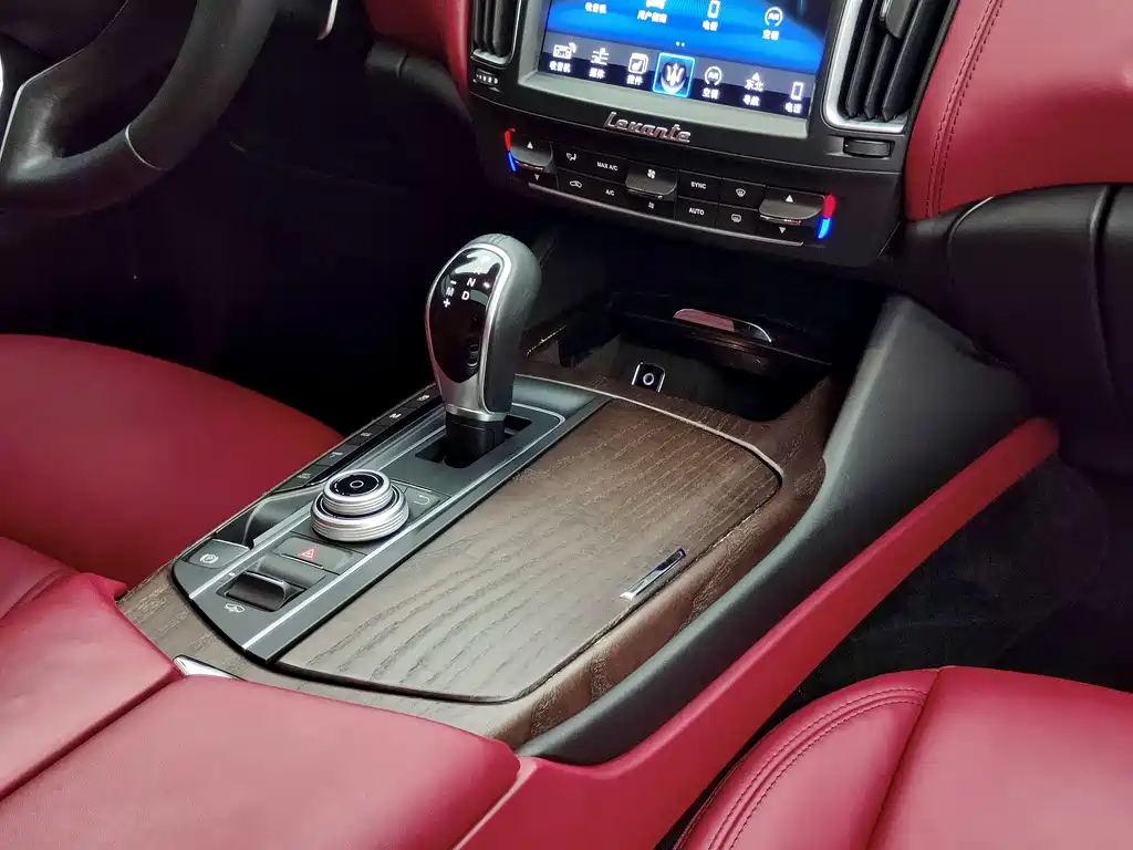 Maserati Levante 2016 3.0T Standard