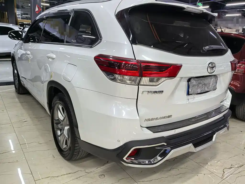 Highlander 2018 2.0T AWD Luxury Edition 7-Seater China VI