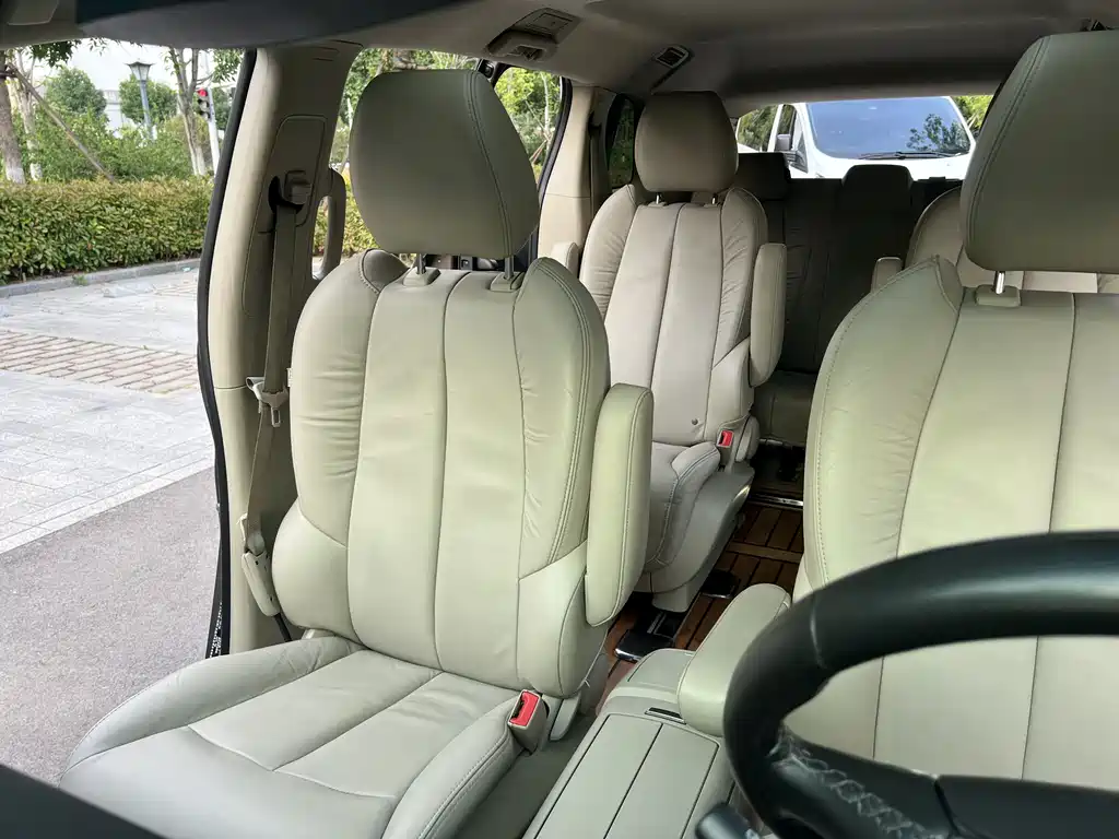 Buick GL8 2017 25S Luxury China V