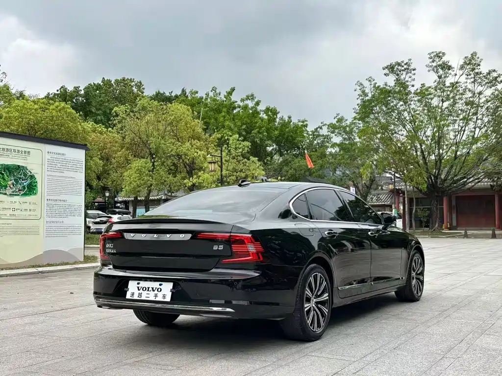 Volvo S90 2021 B5 Inscription